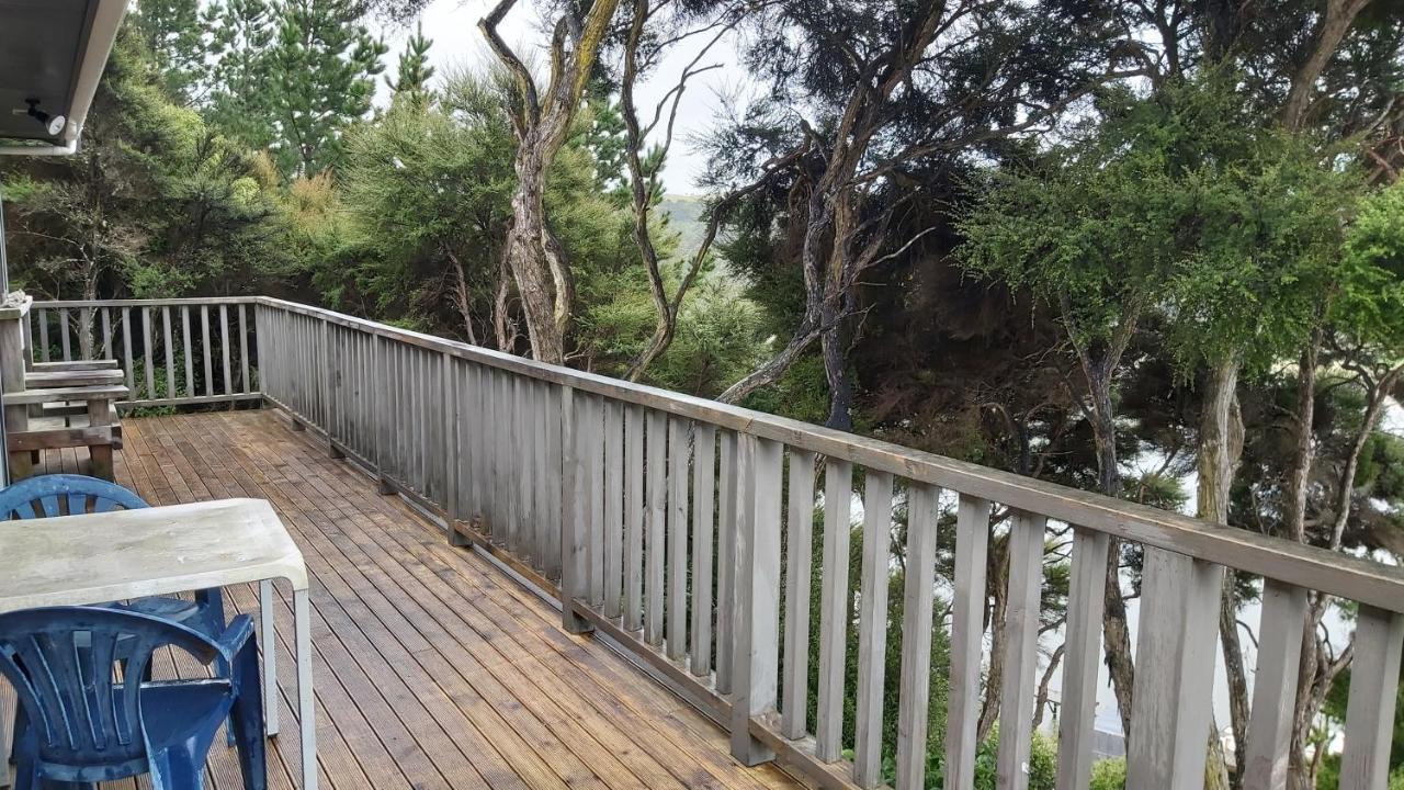 Appartement Tree House à Taieri Mouth Extérieur photo